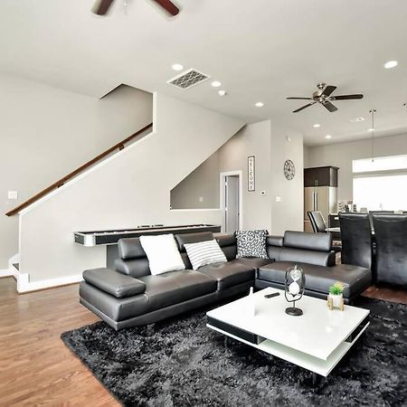 Amazing Rooftop! Downtown Skyline Views!!! Sleeps 15 Houston Zewnętrze zdjęcie