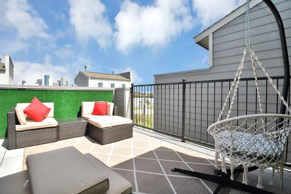 Amazing Rooftop! Downtown Skyline Views!!! Sleeps 15 Houston Zewnętrze zdjęcie