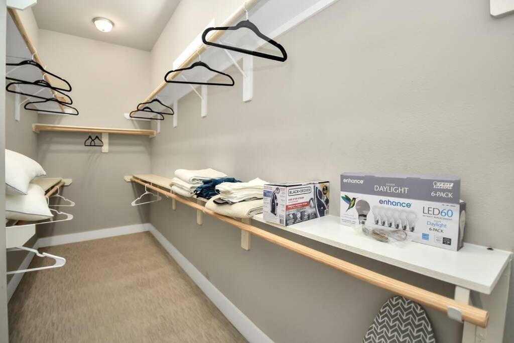 Amazing Rooftop! Downtown Skyline Views!!! Sleeps 15 Houston Zewnętrze zdjęcie